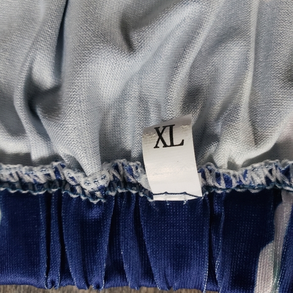 Colorful blouse - Picture 2 of 3